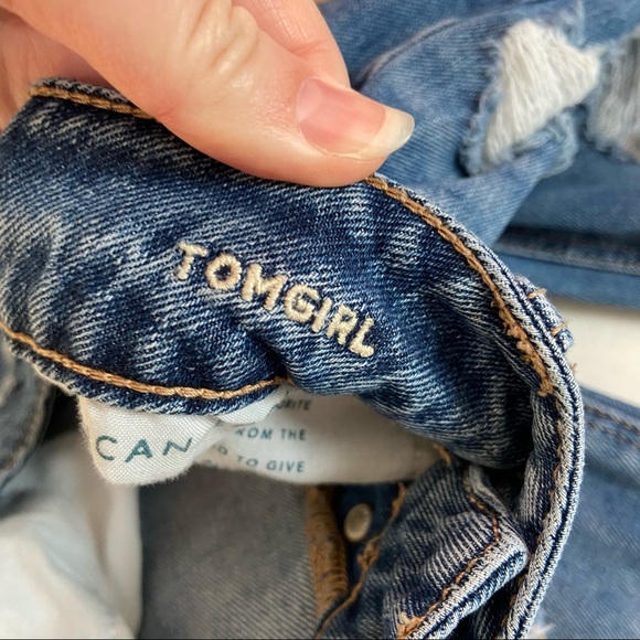 American Eagle Distressed Jeans - Picture 4 of 7